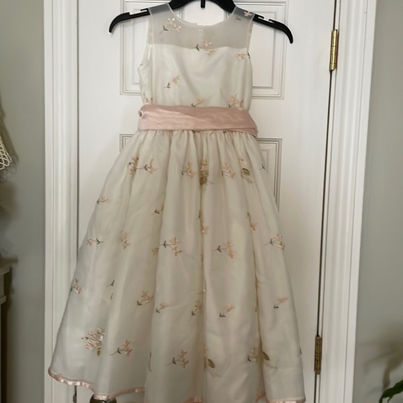 Us Angels Gorgeous White Embroidered Tank Dress w Pink Organza Sash Belt size 7 - Picture 7 of 8